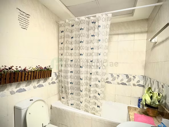 Bed Space & Partition in Barsha Heights (TECOM)