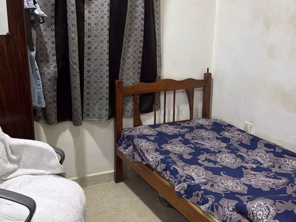 Bed Space & Partition Near Sharaf DG Metro Station