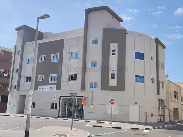 Bed Space & Partition in Al Muteena