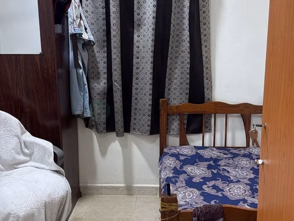 Bed Space & Partition Near Sharaf DG Metro Station