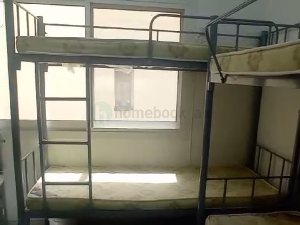 Bed Space & Partition in Al Muteena