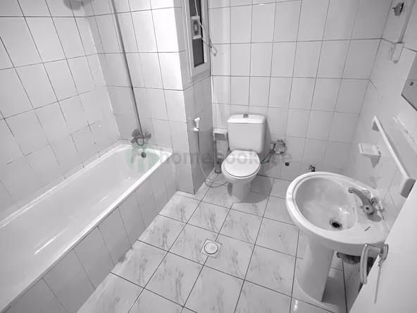 Room for Rent in Bur Dubai