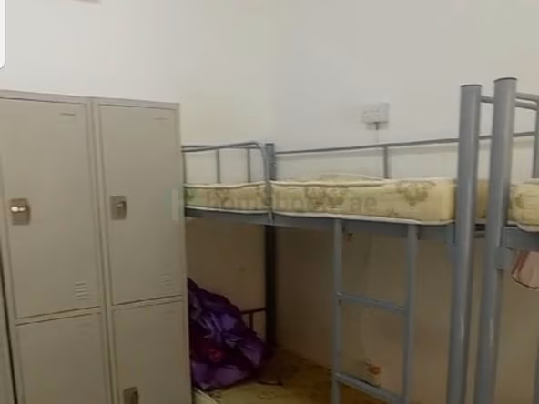 Bed Space & Partition in Al Muteena