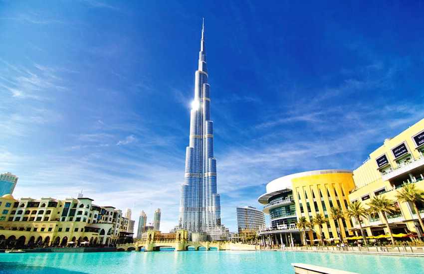 Burj Khalifa one night stay cost in Rupees