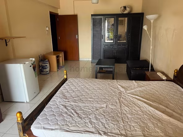 Room for Rent in Al Karama
