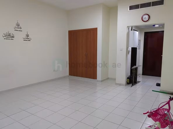 Studio Apartment for Rent in International City Dubai