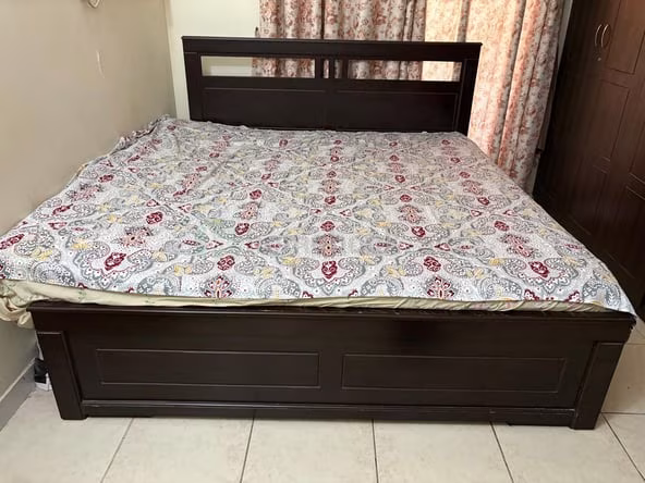 Room for Rent in Al Karama