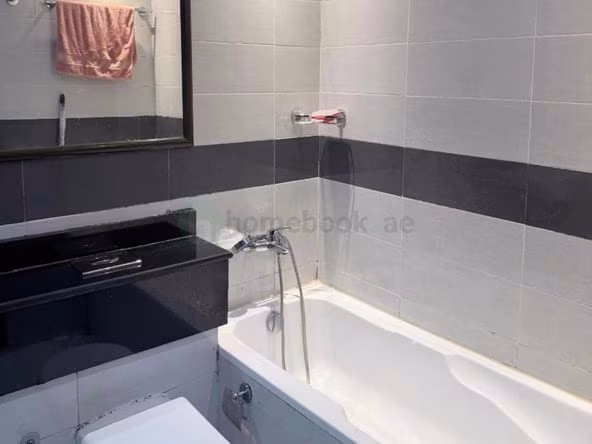 Bed Space & Partition Near BurJuman Metro Station
