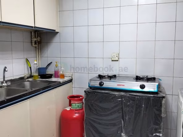 Room for Rent in Al Raffa