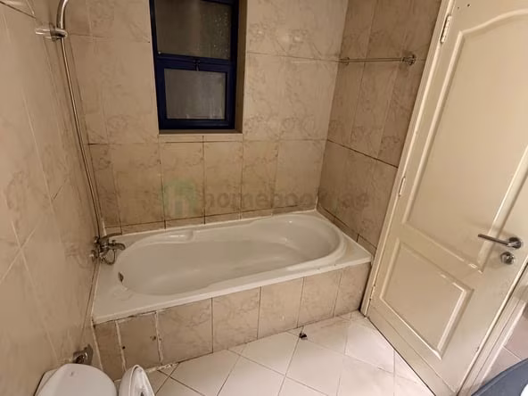Room for Rent in Al Raffa