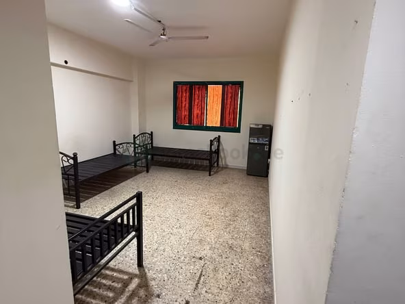 Room for Rent in Al Mankhool
