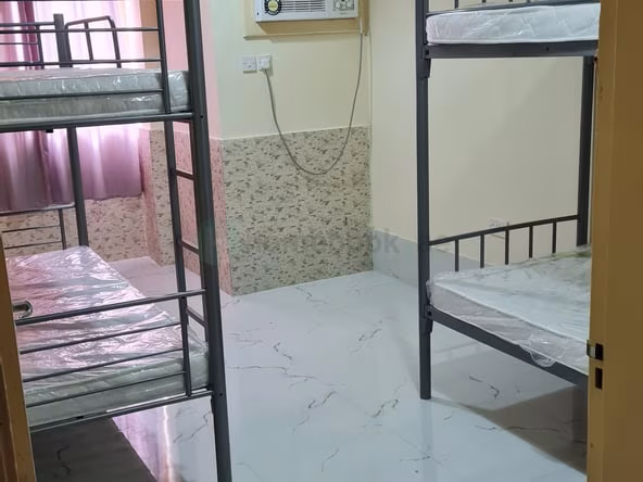 Bed Space & Partition Near BurJuman Metro Station