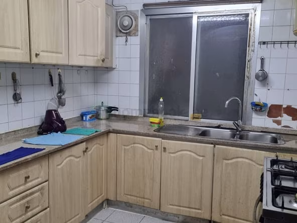 Room for Rent in Al Karama