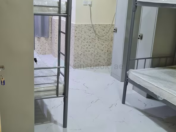 Bed Space & Partition Near BurJuman Metro Station