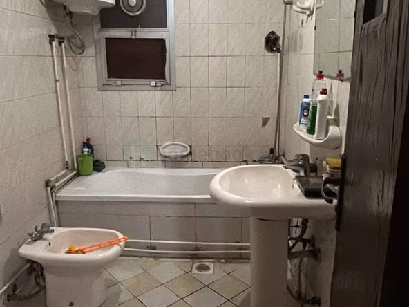 Room for Rent in Al Karama