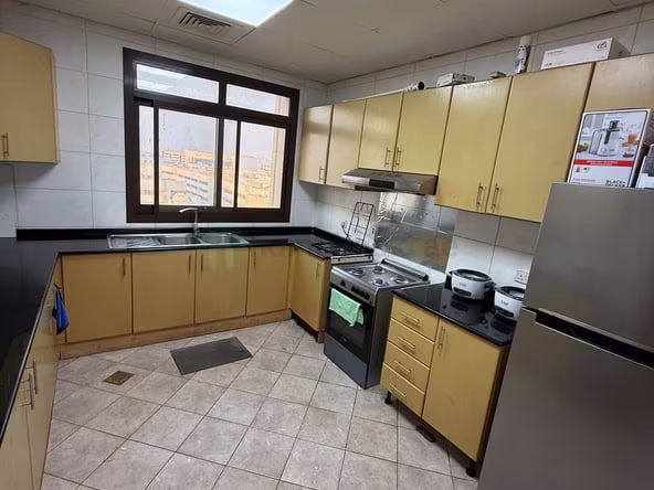 Room for Rent in Al Muraqqabat