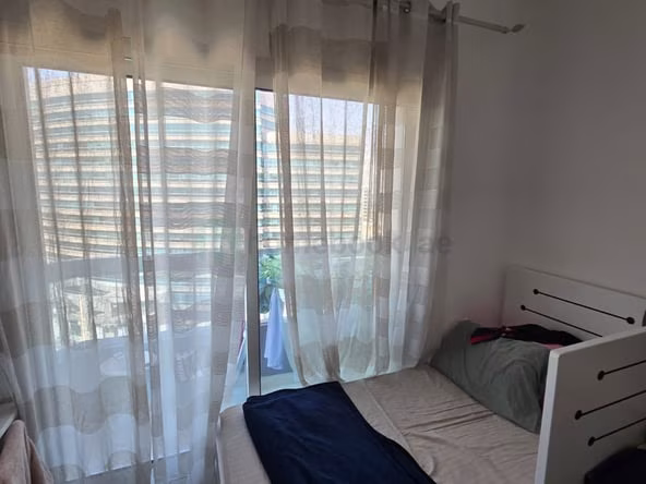 Bed Space in Dubai Silicon Oasis (DSO) & Partition for Rent
