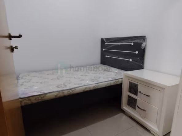 Room for Rent in Al Muraqqabat