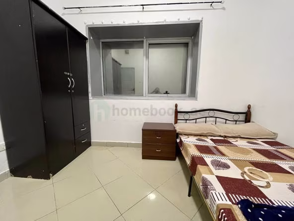 Bed Space & Partition Near BurJuman Metro Station