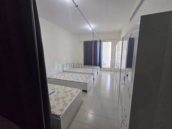 Bed Spaces & Partitions for Ladies in Dubai- Monthly Rental