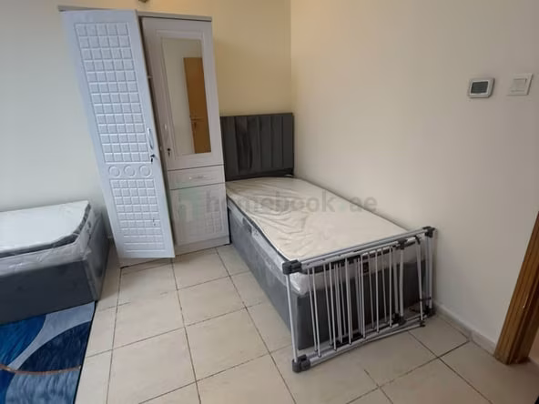 Bed Space in Dubai Silicon Oasis (DSO) & Partition for Rent