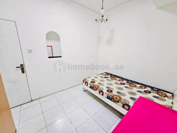 Bed Space & Partition Near BurJuman Metro Station
