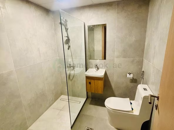 Bed Space & Partition in Business Bay