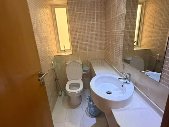 Bed Space in Dubai Silicon Oasis (DSO) & Partition for Rent