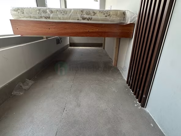 Bed Space & Partition in Business Bay