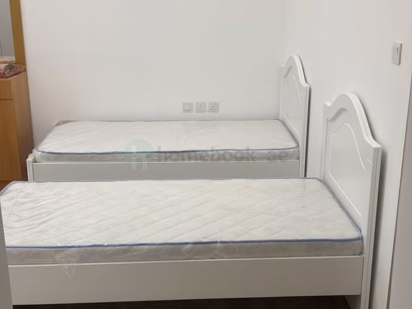 Bed Space & Partition in Jumeirah Village Circle (JVC)