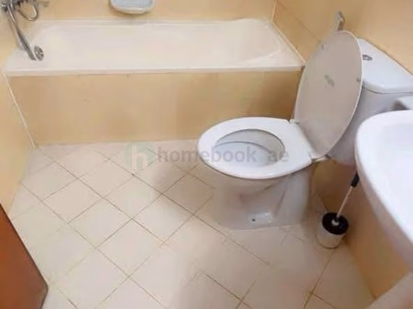 Couple Room for Rent in Dubai