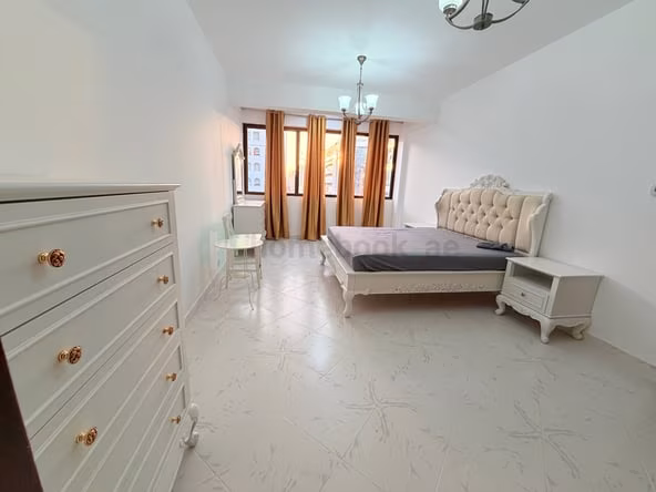 Room for Rent in Al Muraqqabat