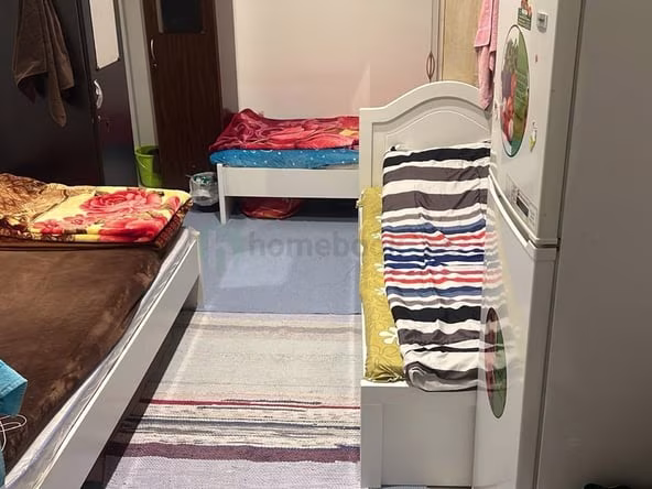 Bed Space & Partition in Jumeirah Village Circle (JVC)