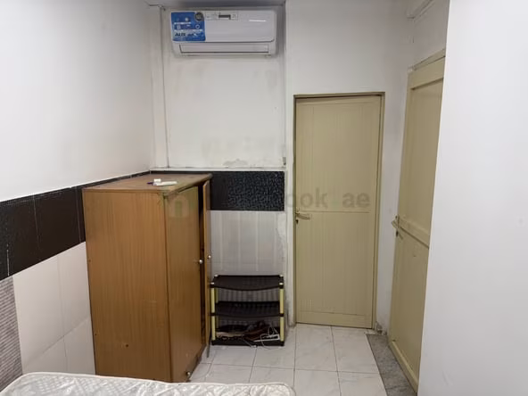 Room for Rent in Al Garhoud
