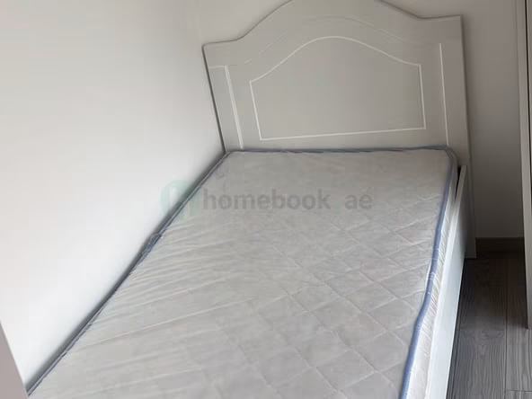 Bed Space & Partition in Jumeirah Village Circle (JVC)