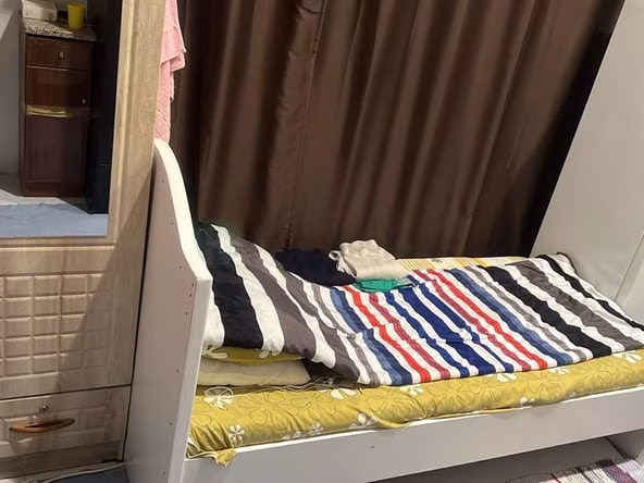 Bed Space & Partition in Jumeirah Village Circle (JVC)