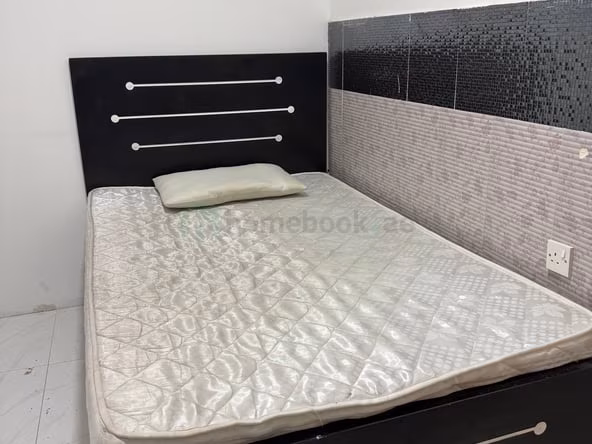 Room for Rent in Al Garhoud