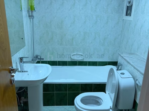Bed Space & Partition in Al Mankhool