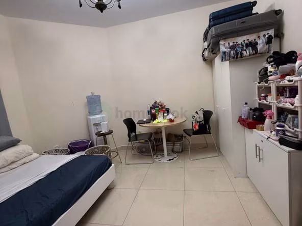 Room for Rent in Al Muraqqabat