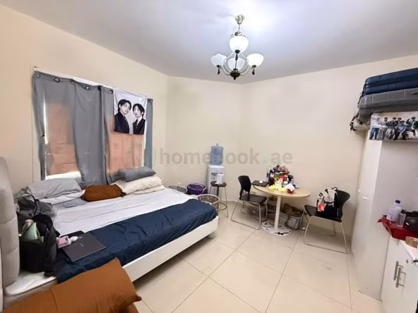 Room for Rent in Al Muraqqabat