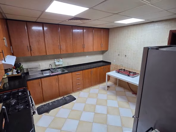 Bedroom Apartment for Rent in Bur Dubai