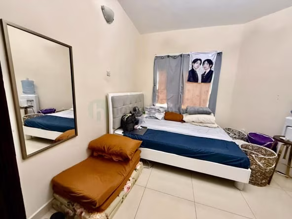 Room for Rent in Al Muraqqabat