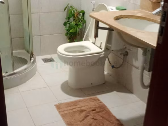 Bed Space & Partition in Jumeirah Village Circle (JVC)