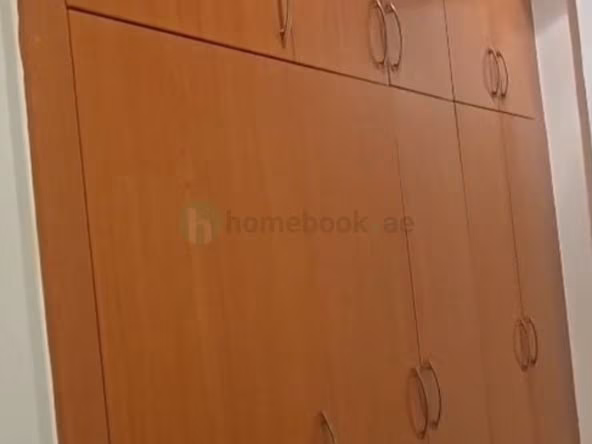 Bed Space & Partition in Al Garhoud