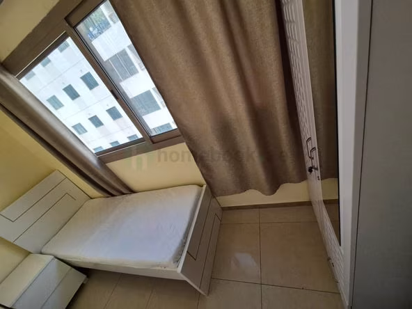 Bed Space & Partition in Al Mankhool