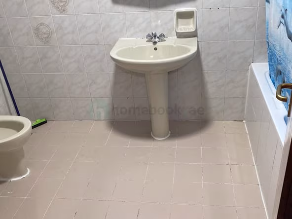 Family Room for Rent in Dubai