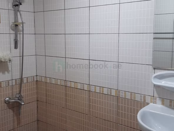 Bed Space & Partition in Al Mankhool
