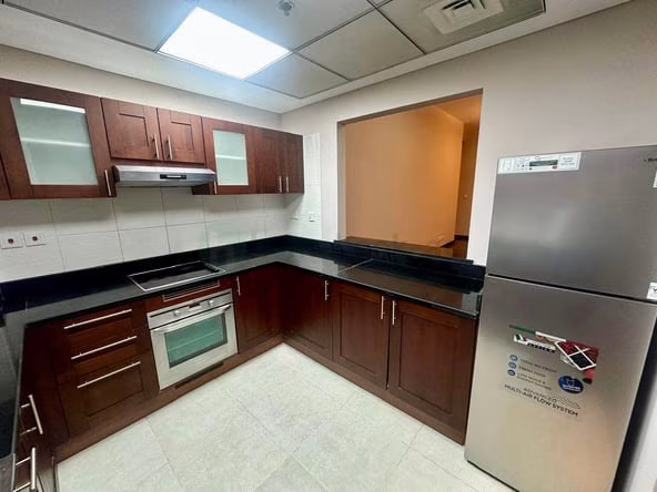 Bed Space and Partition in Dubai Marina for Monthly Rent
