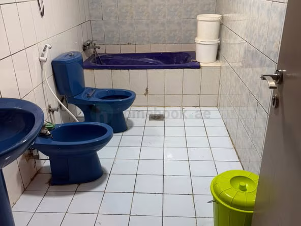 Oud Metha Bed Space & Partition for Monthly Rent in Dubai