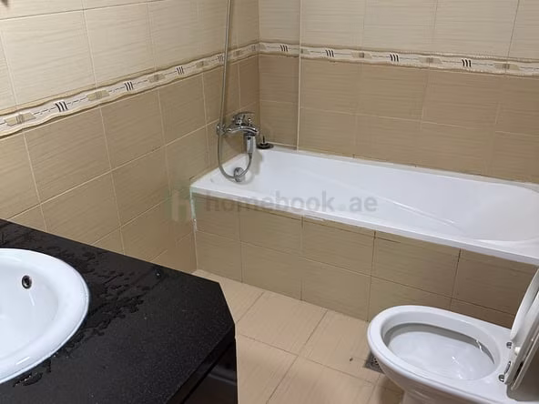 Couple Room for Rent in Dubai